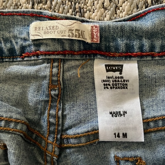 Levi’s 550 Relaxed Bootcut Jean - Picture 3 of 5